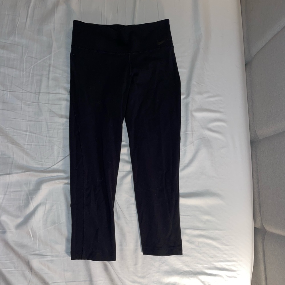 Nike Drifit Cropped Leggings